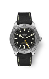tudor black bay pro 39mm 39 mm