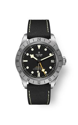 tudor black bay pro 39mm
