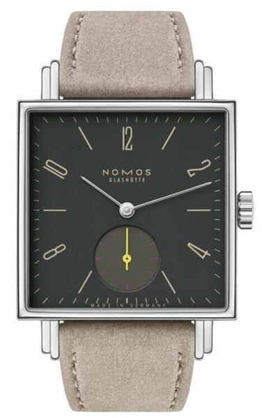 nomos GLASHÜTTE TETRA BASALT